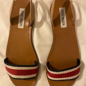 GUC Steve Madden sandals